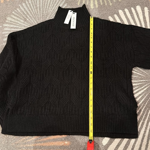 MOCK NECK BALLOON SLEEVE BLACK SWEATER SZ MEDIUM - Picture 7 of 8